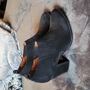 FRYE BLACK Ileana Shootie 9 B BOOT